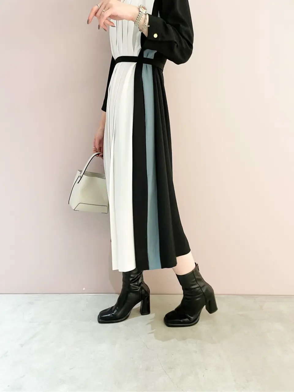 ORIGINATED IN GRACE CONTINENTAL Yuuki NOZAWA コーディネート画像