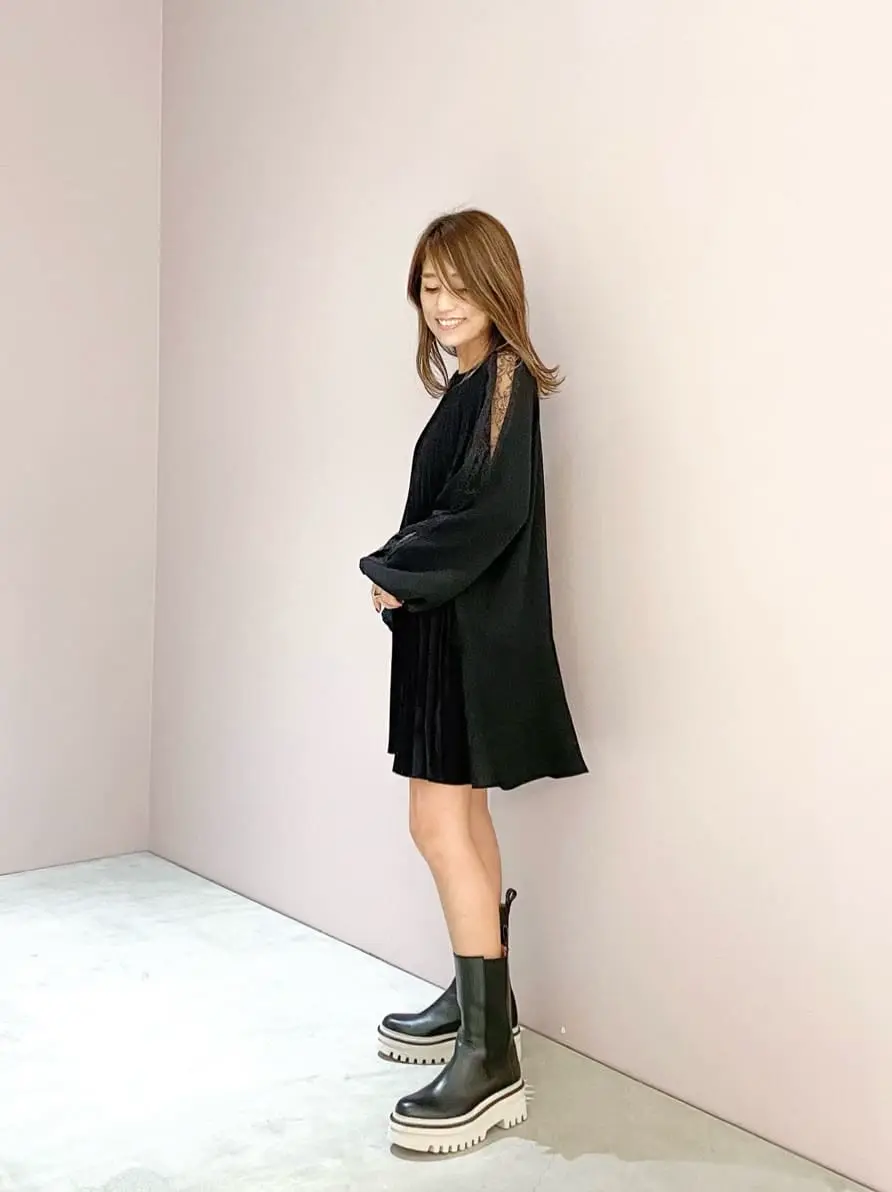 ORIGINATED IN GRACE CONTINENTAL yukimi yonee コーディネート画像