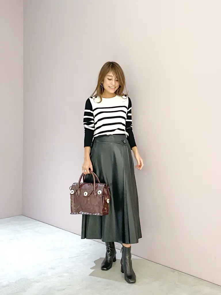 ORIGINATED IN GRACE CONTINENTAL yukimi yonee コーディネート画像