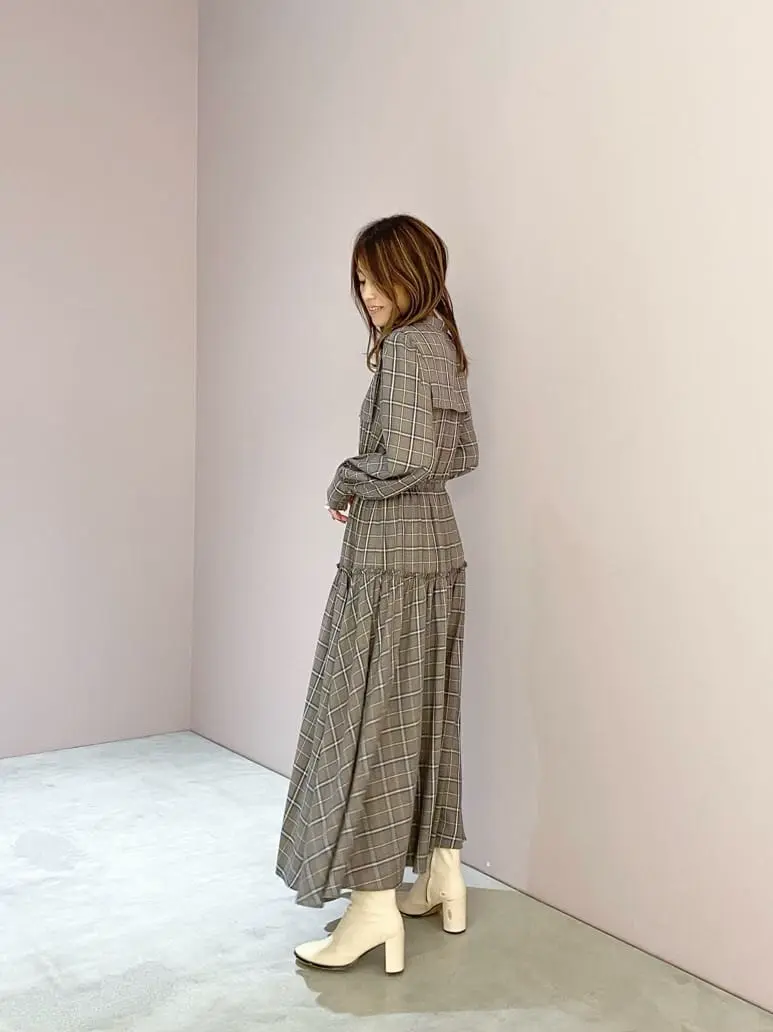 ORIGINATED IN GRACE CONTINENTAL yukimi yonee コーディネート画像