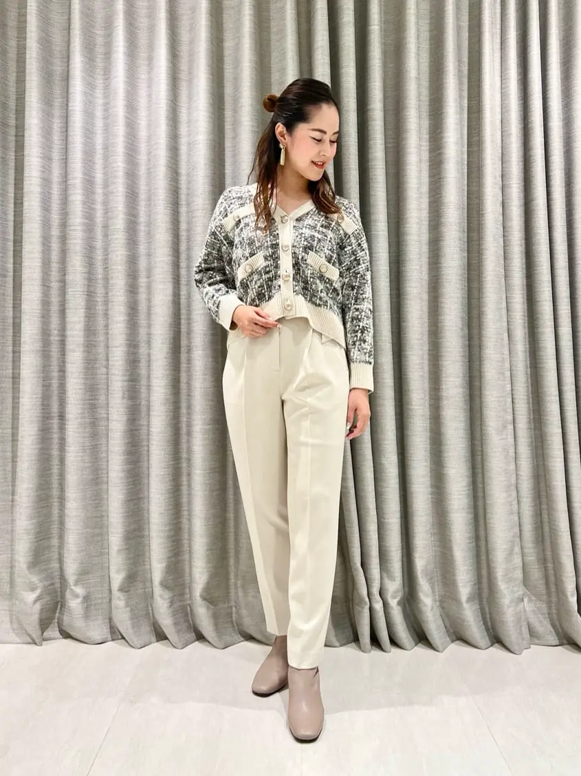 ORIGINATED IN GRACE CONTINENTAL 小笠原　春菜 コーディネート画像