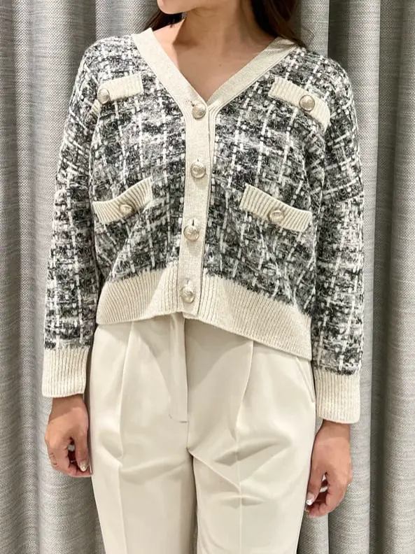 ORIGINATED IN GRACE CONTINENTAL 小笠原　春菜 コーディネート画像