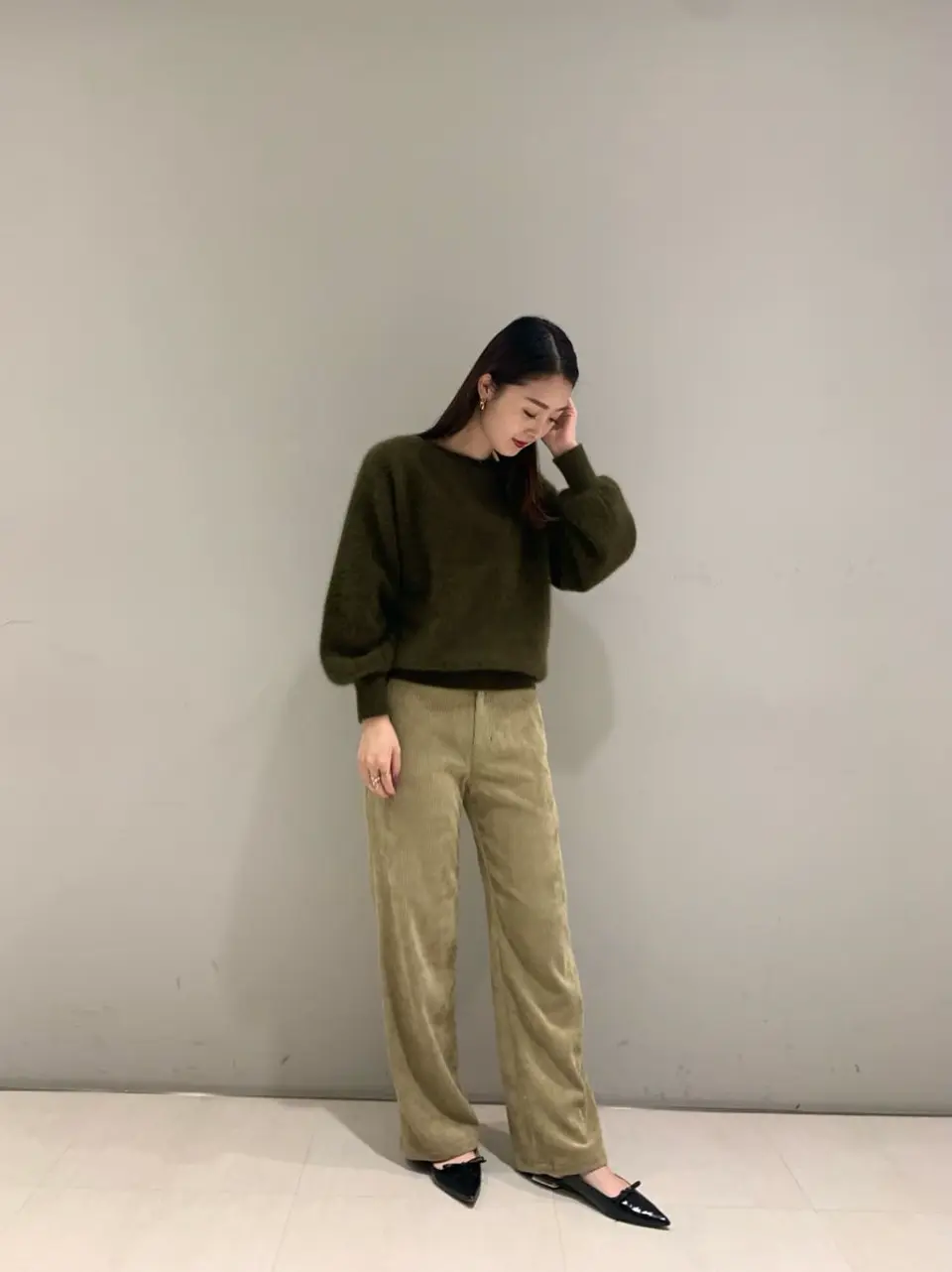 ORIGINATED IN GRACE CONTINENTAL saki コーディネート画像