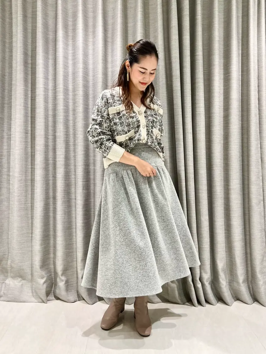 ORIGINATED IN GRACE CONTINENTAL 小笠原　春菜 コーディネート画像