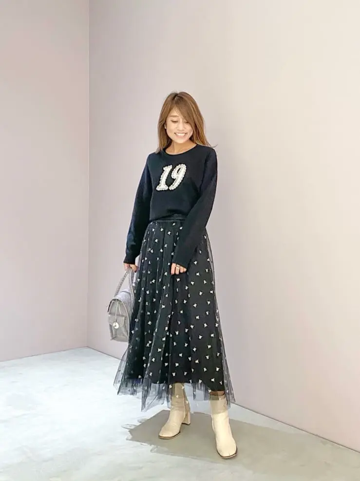 ORIGINATED IN GRACE CONTINENTAL yukimi yonee コーディネート画像