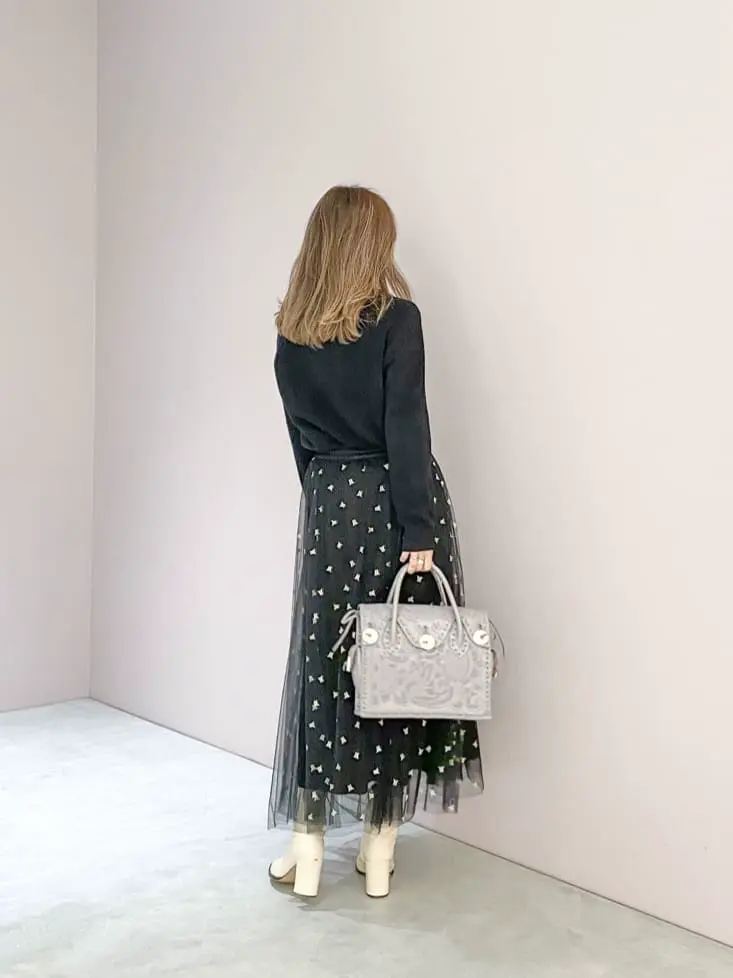 ORIGINATED IN GRACE CONTINENTAL yukimi yonee コーディネート画像