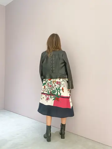 ORIGINATED IN GRACE CONTINENTAL yukimi yonee コーディネート画像