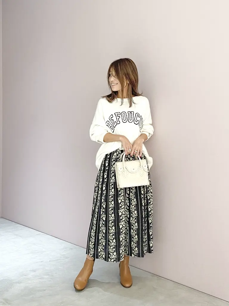 ORIGINATED IN GRACE CONTINENTAL yukimi yonee コーディネート画像