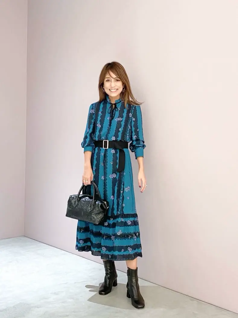 ORIGINATED IN GRACE CONTINENTAL yukimi yonee コーディネート画像