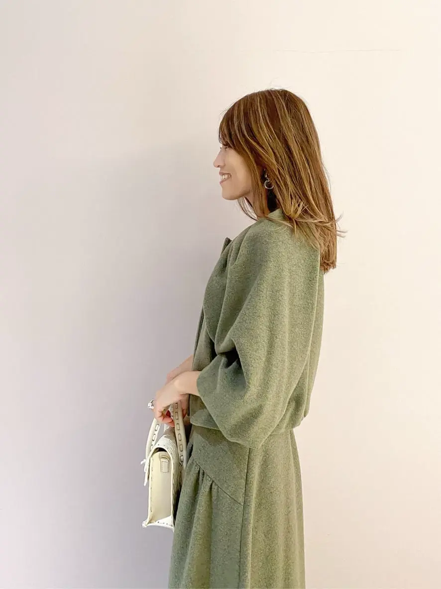 ORIGINATED IN GRACE CONTINENTAL yukimi yonee コーディネート画像