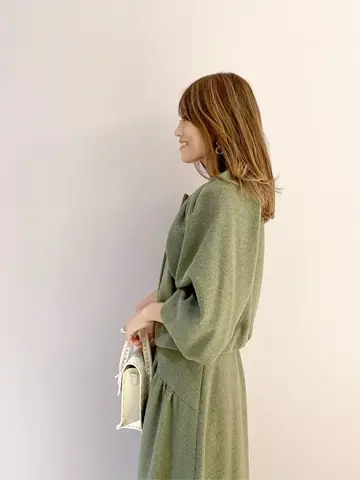 ORIGINATED IN GRACE CONTINENTAL yukimi yonee コーディネート画像