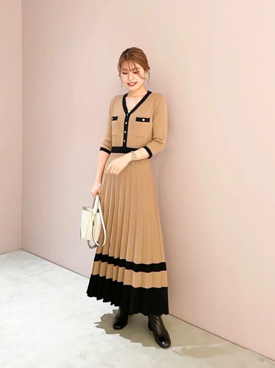 GRACE CONTINENTAL ワンピース バイカラーVネックニットワンピース / GRACE CONTINENTAL