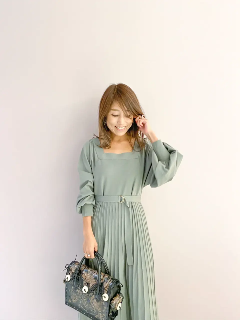 ORIGINATED IN GRACE CONTINENTAL yukimi yonee コーディネート画像