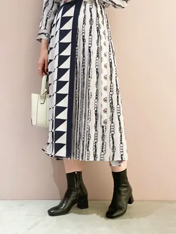 ORIGINATED IN GRACE CONTINENTAL Yuuki NOZAWA コーディネート画像