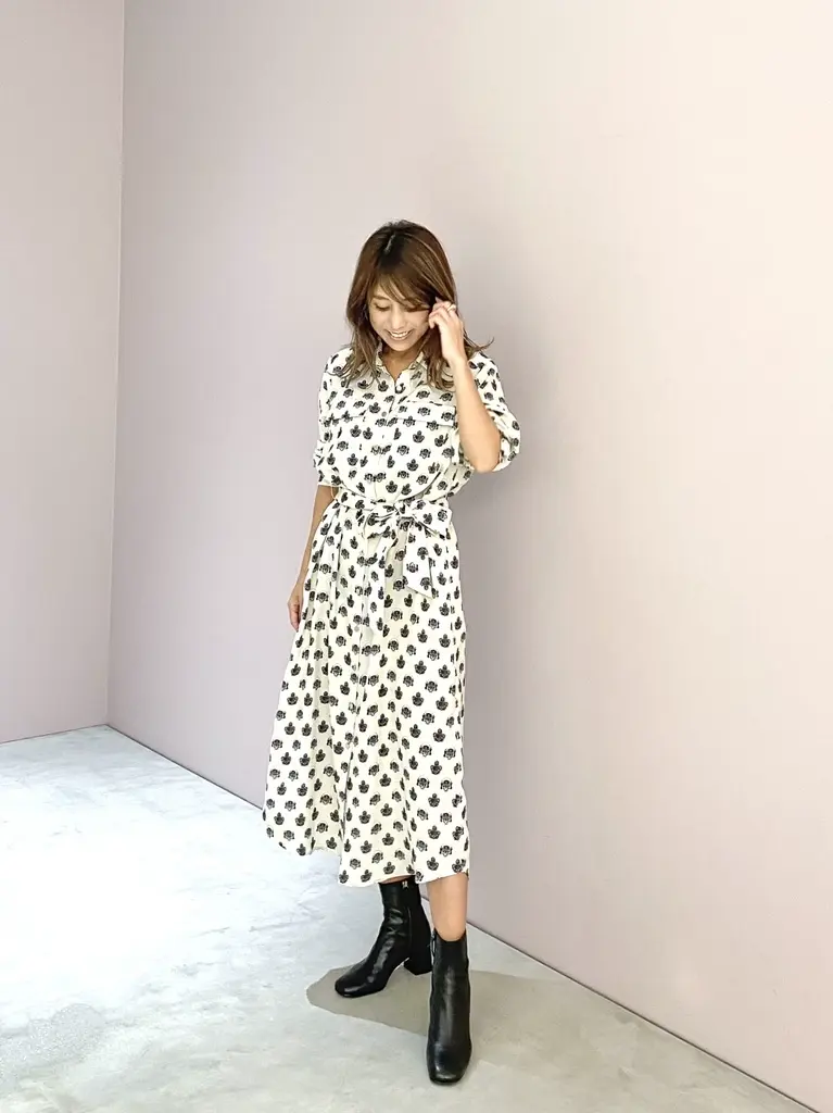 ORIGINATED IN GRACE CONTINENTAL yukimi yonee コーディネート画像