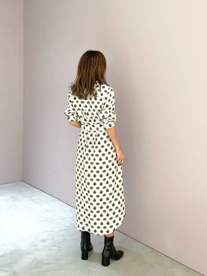 ORIGINATED IN GRACE CONTINENTAL yukimi yonee コーディネート画像