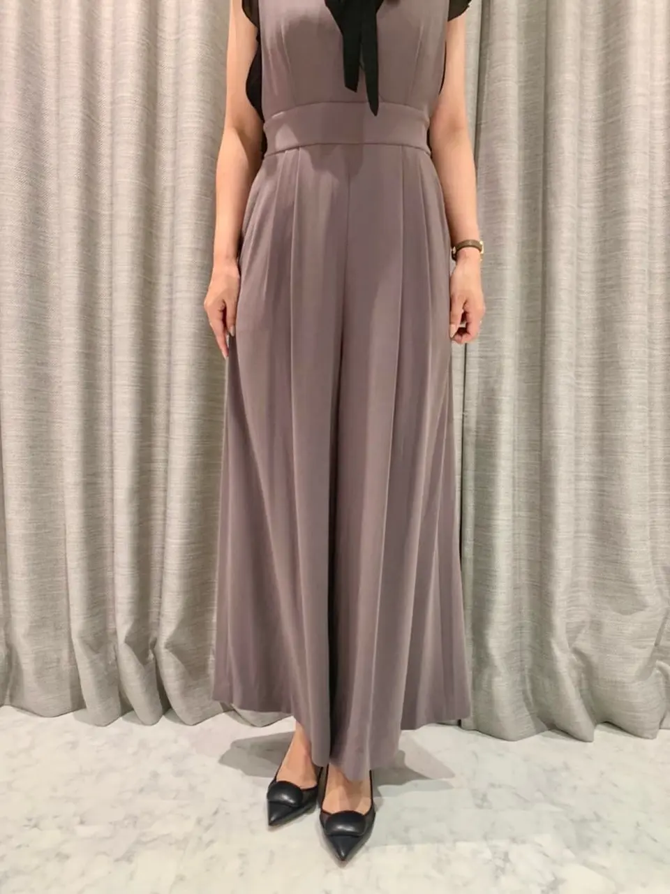 ORIGINATED IN GRACE CONTINENTAL 小笠原　春菜 コーディネート画像