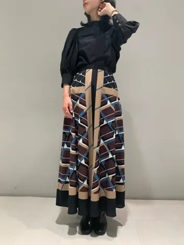 ORIGINATED IN GRACE CONTINENTAL yuri コーディネート画像