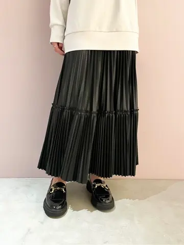 ORIGINATED IN GRACE CONTINENTAL Yuuki NOZAWA コーディネート画像