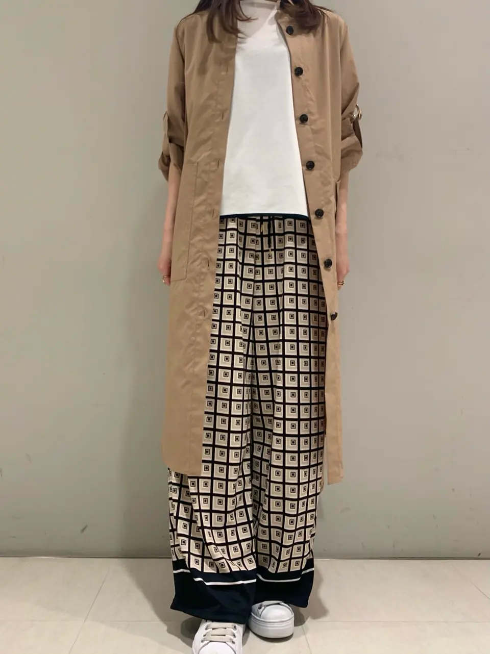 ORIGINATED IN GRACE CONTINENTAL saki コーディネート画像