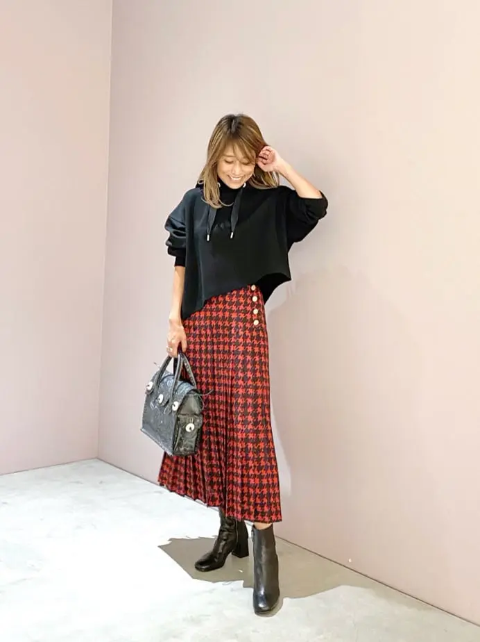 ORIGINATED IN GRACE CONTINENTAL yukimi yonee コーディネート画像