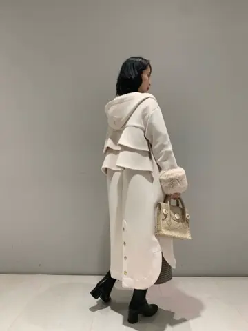 ORIGINATED IN GRACE CONTINENTAL yuri コーディネート画像