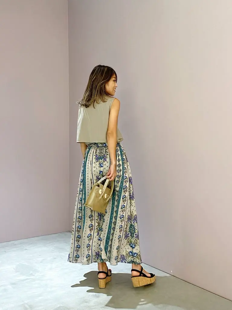 ORIGINATED IN GRACE CONTINENTAL yukimi yonee コーディネート画像