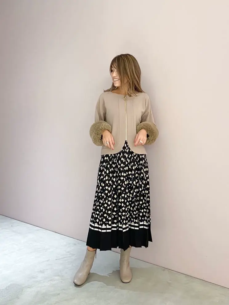 ORIGINATED IN GRACE CONTINENTAL yukimi yonee コーディネート画像