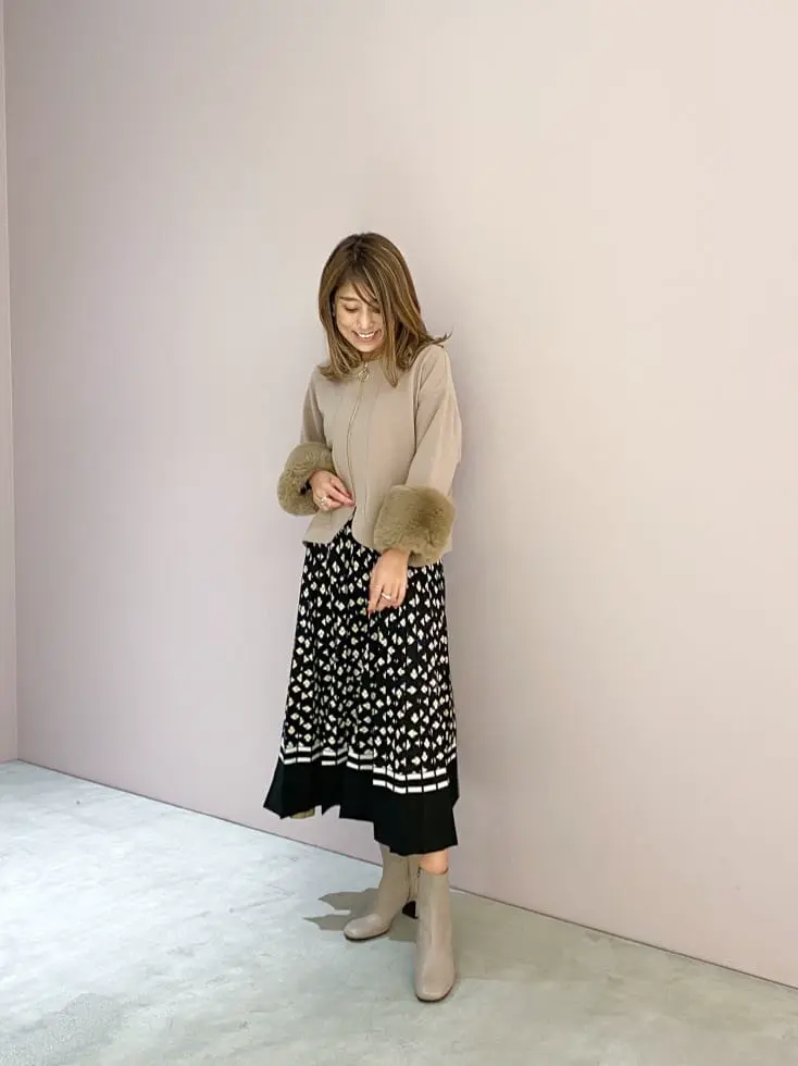 ORIGINATED IN GRACE CONTINENTAL yukimi yonee コーディネート画像