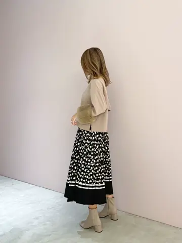 ORIGINATED IN GRACE CONTINENTAL yukimi yonee コーディネート画像