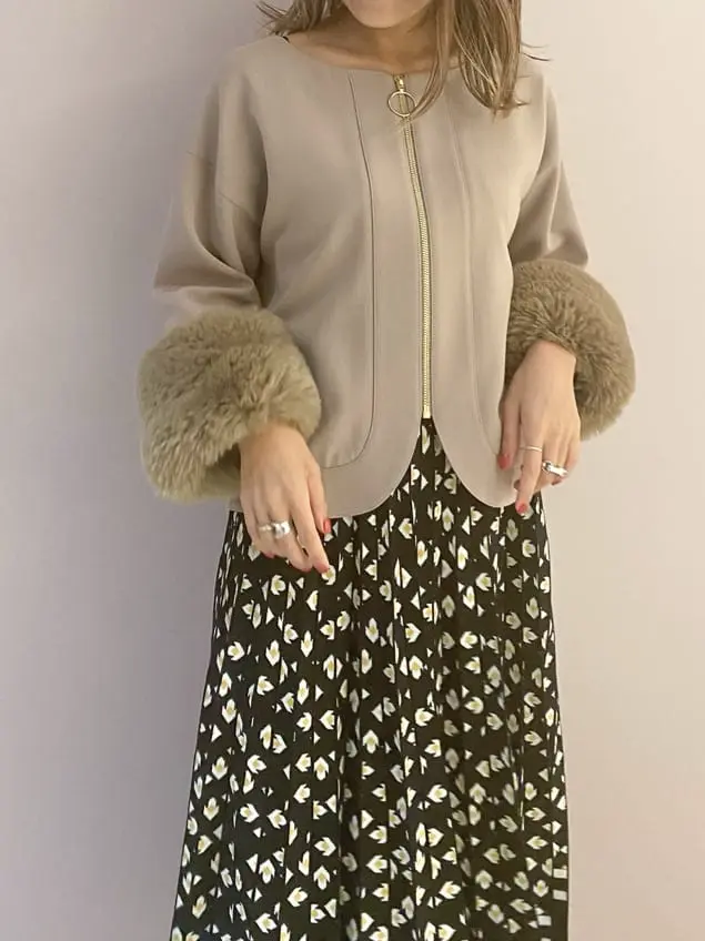 ORIGINATED IN GRACE CONTINENTAL yukimi yonee コーディネート画像