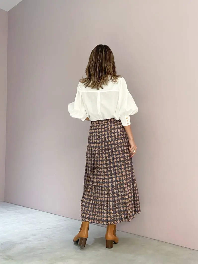 ORIGINATED IN GRACE CONTINENTAL yukimi yonee コーディネート画像