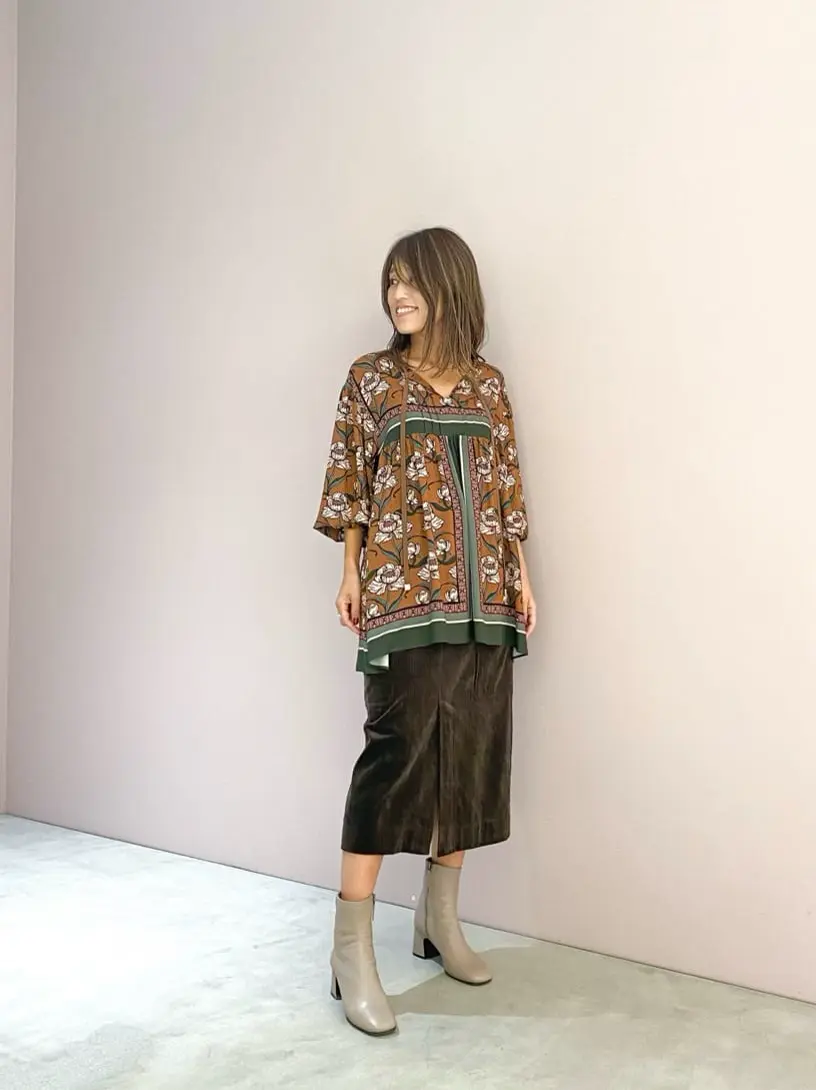 ORIGINATED IN GRACE CONTINENTAL yukimi yonee コーディネート画像