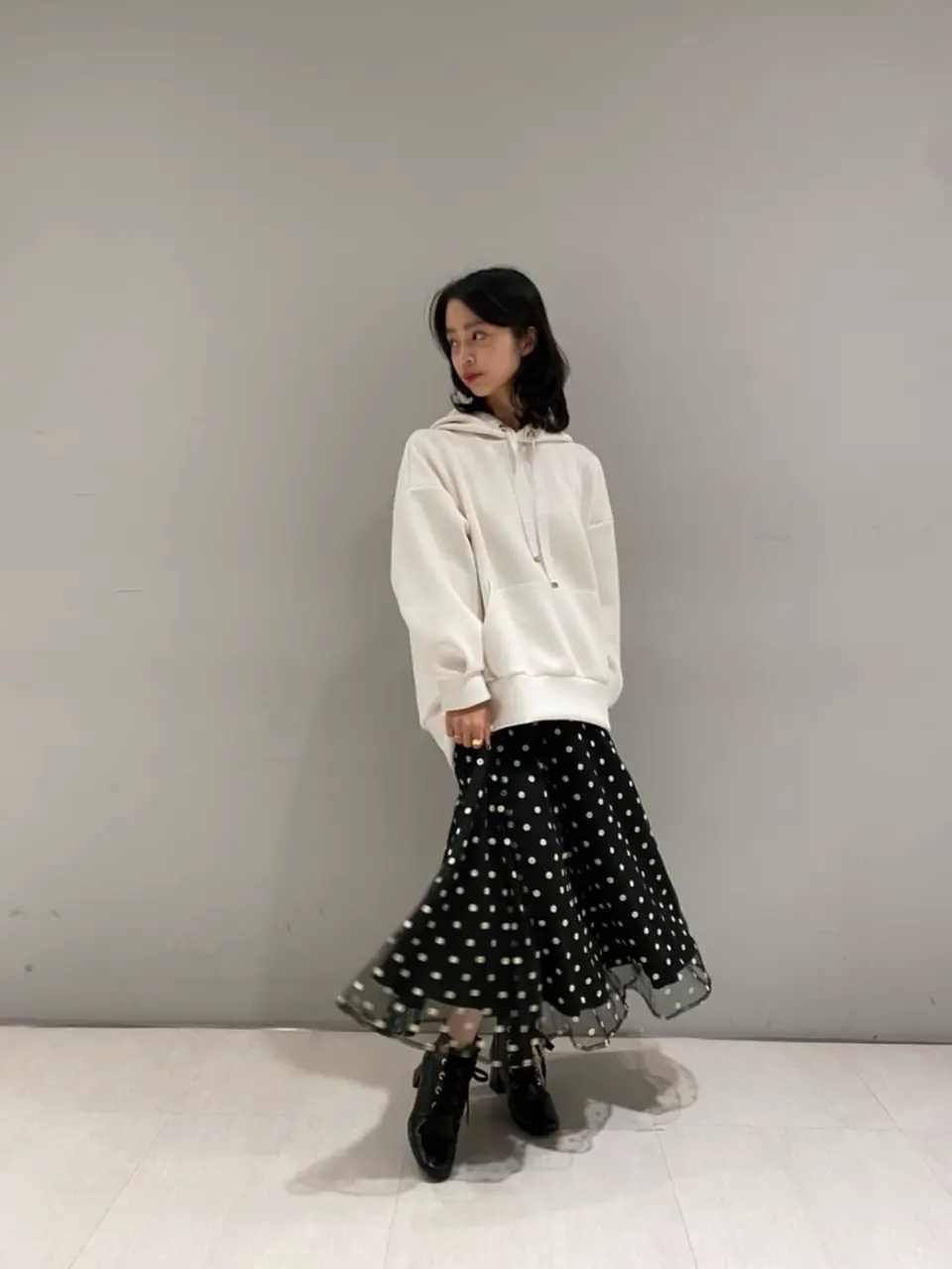 ORIGINATED IN GRACE CONTINENTAL yuri コーディネート画像