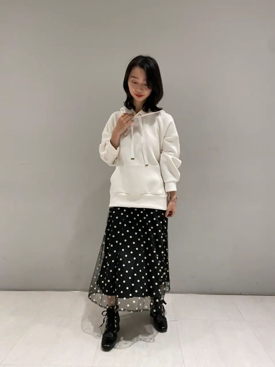 ORIGINATED IN GRACE CONTINENTAL yuri コーディネート画像