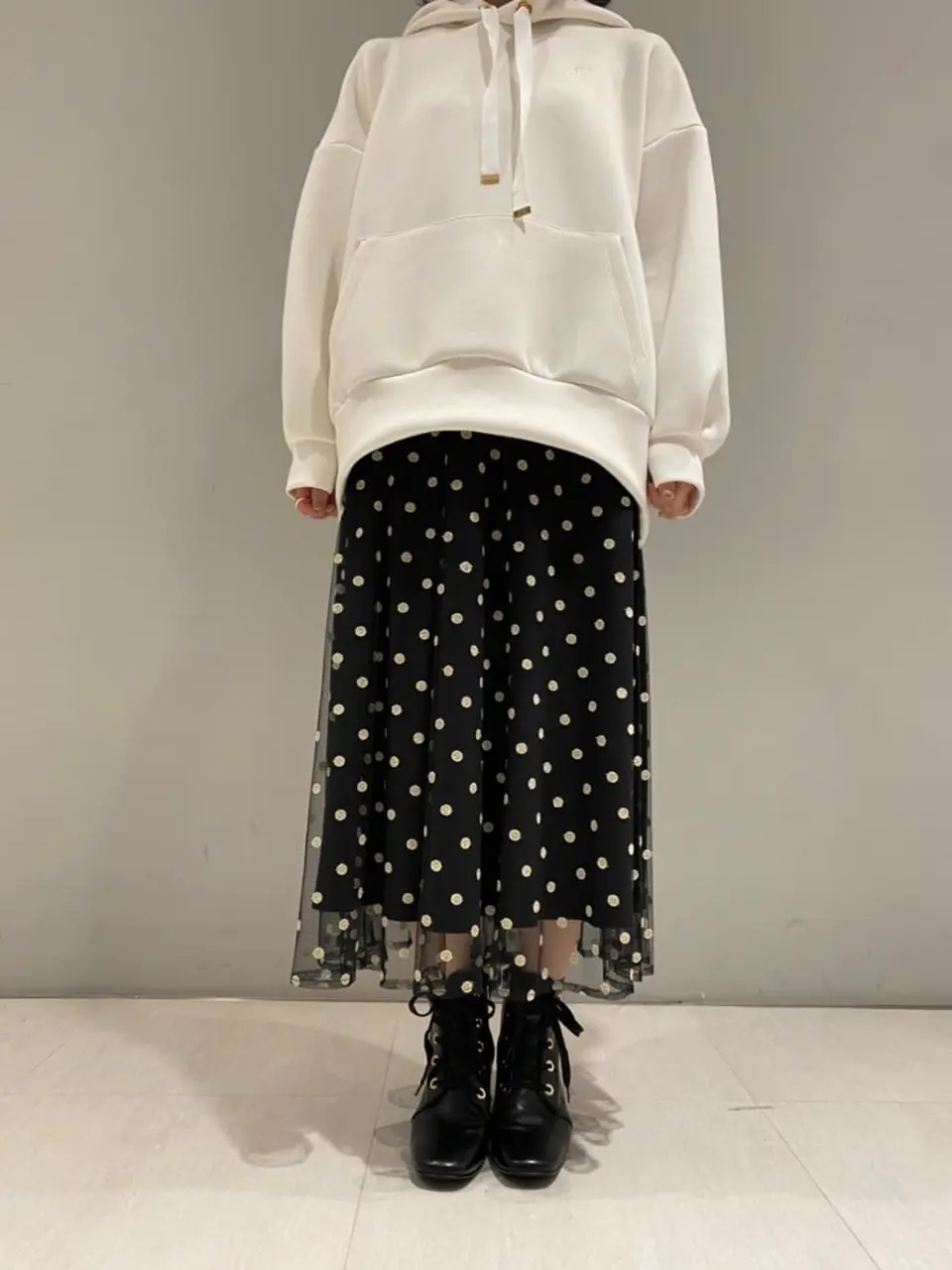 ORIGINATED IN GRACE CONTINENTAL yuri コーディネート画像