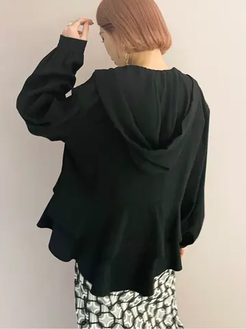 ORIGINATED IN GRACE CONTINENTAL Yuuki NOZAWA コーディネート画像