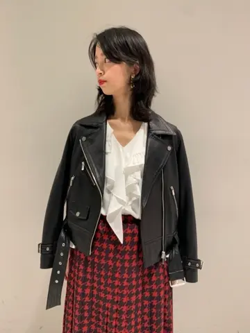 ORIGINATED IN GRACE CONTINENTAL yuri コーディネート画像