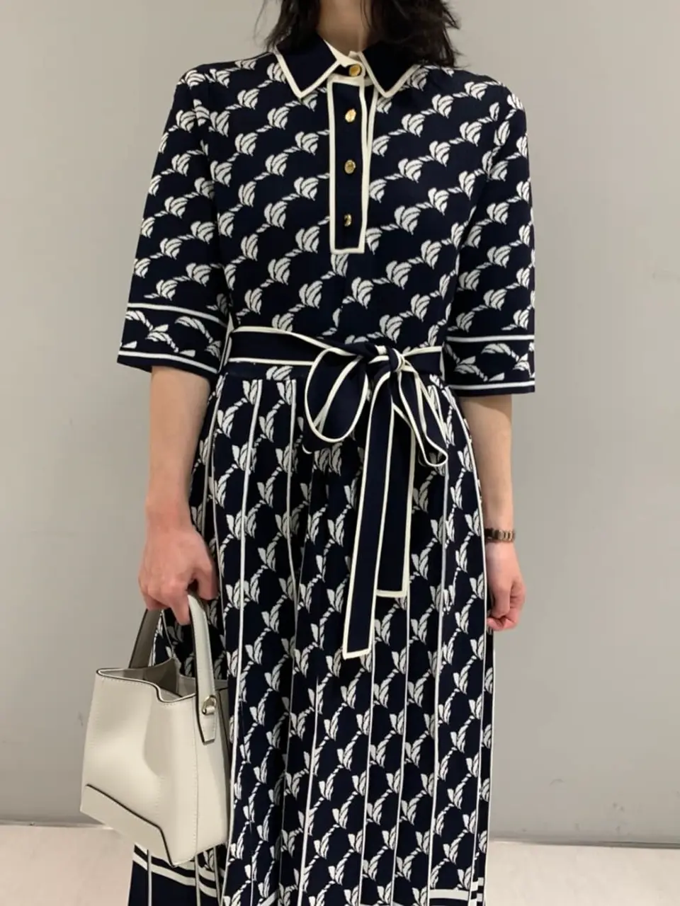 ORIGINATED IN GRACE CONTINENTAL yuri コーディネート画像