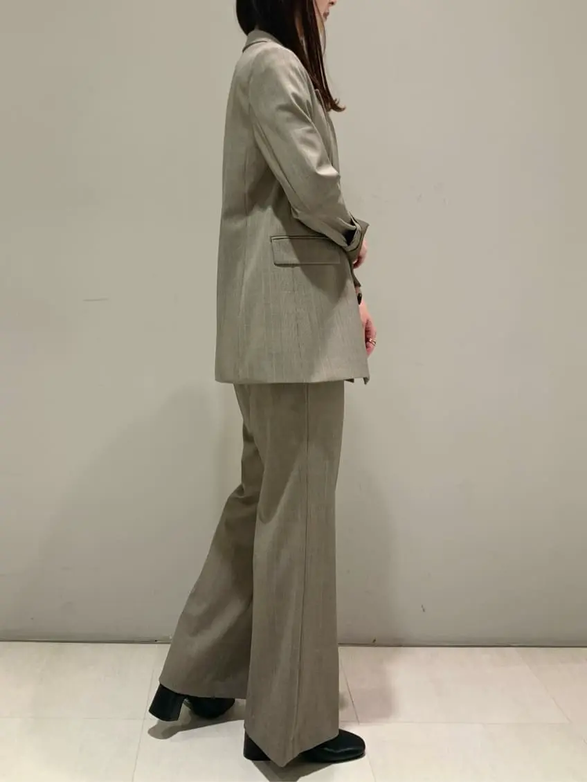 ORIGINATED IN GRACE CONTINENTAL saki コーディネート画像