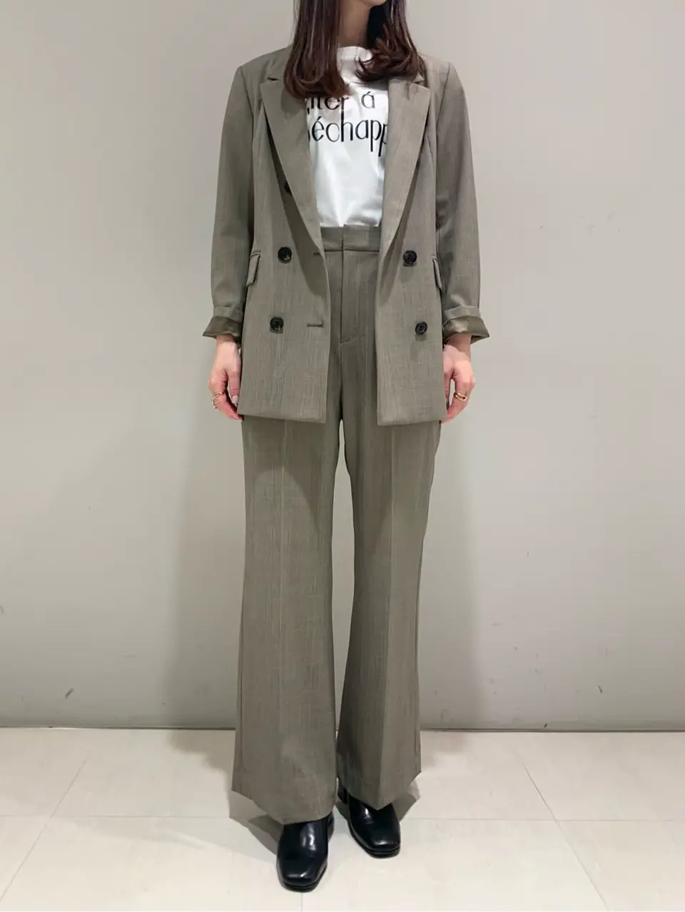 ORIGINATED IN GRACE CONTINENTAL saki コーディネート画像