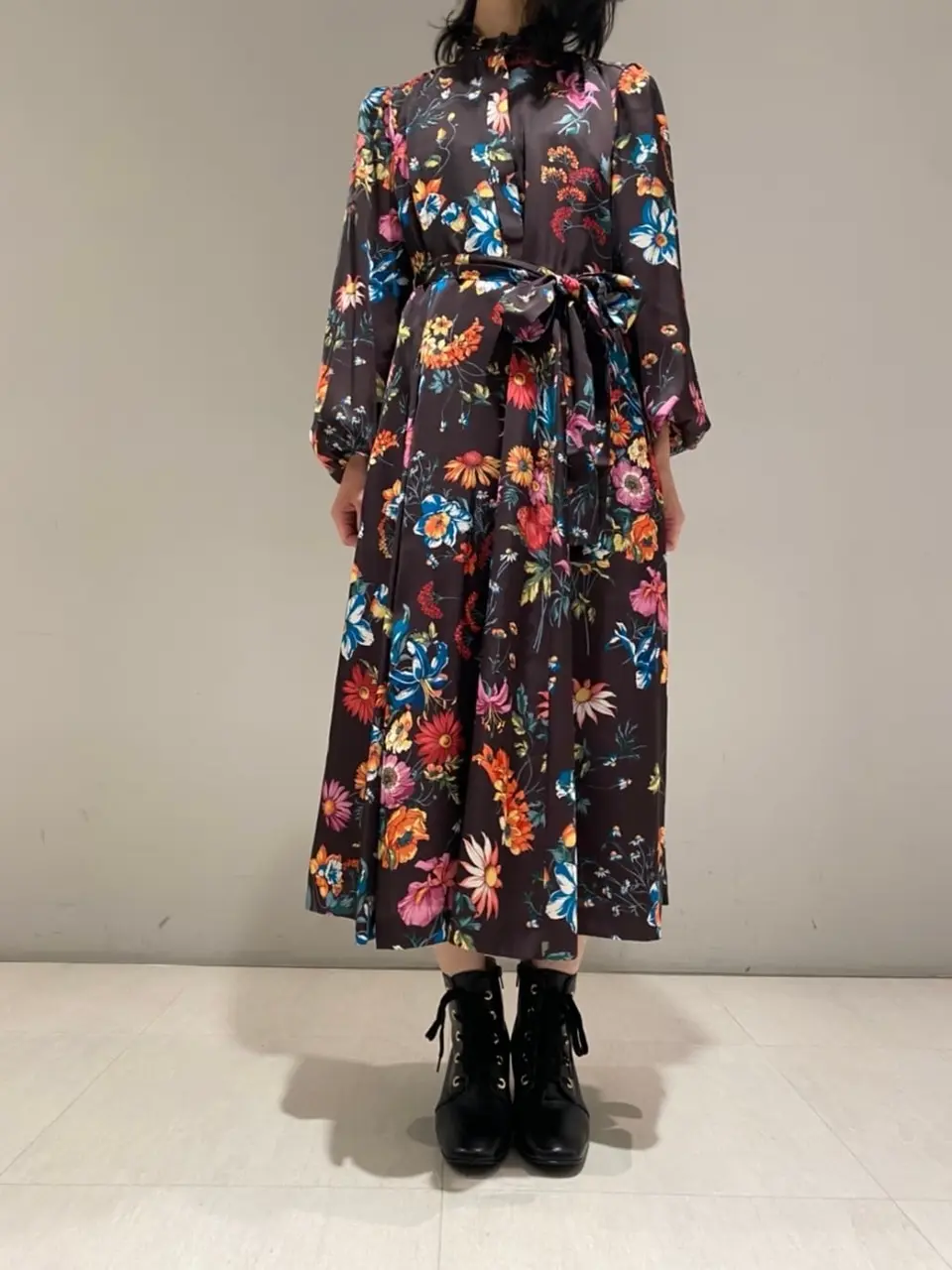 ORIGINATED IN GRACE CONTINENTAL yuri コーディネート画像