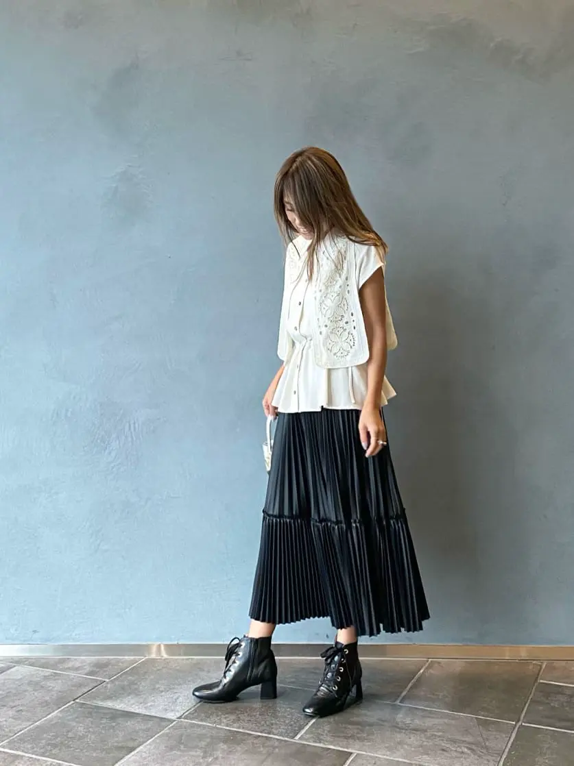 ORIGINATED IN GRACE CONTINENTAL yukimi yonee コーディネート画像