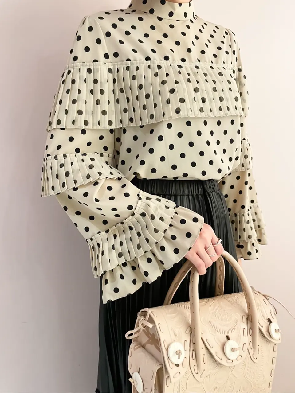 ORIGINATED IN GRACE CONTINENTAL Yuuki NOZAWA コーディネート画像