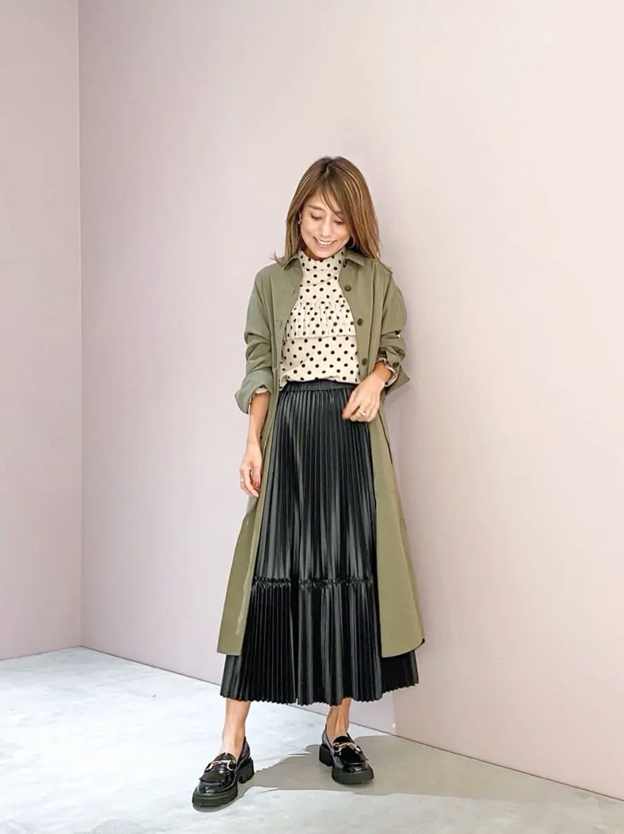 ORIGINATED IN GRACE CONTINENTAL yukimi yonee コーディネート画像