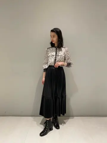 ORIGINATED IN GRACE CONTINENTAL yuri コーディネート画像