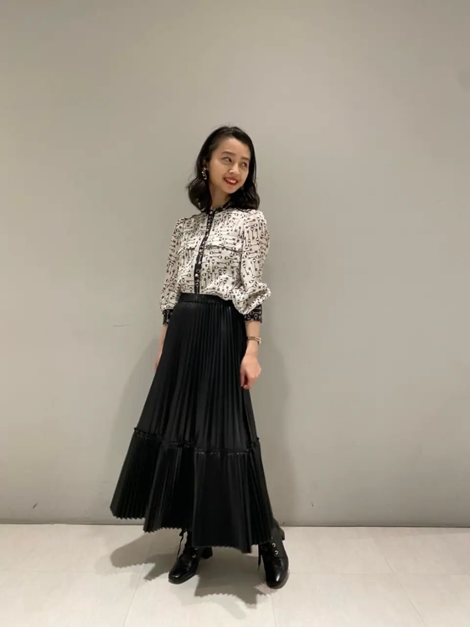 ORIGINATED IN GRACE CONTINENTAL yuri コーディネート画像