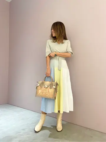 ORIGINATED IN GRACE CONTINENTAL yukimi yonee コーディネート画像