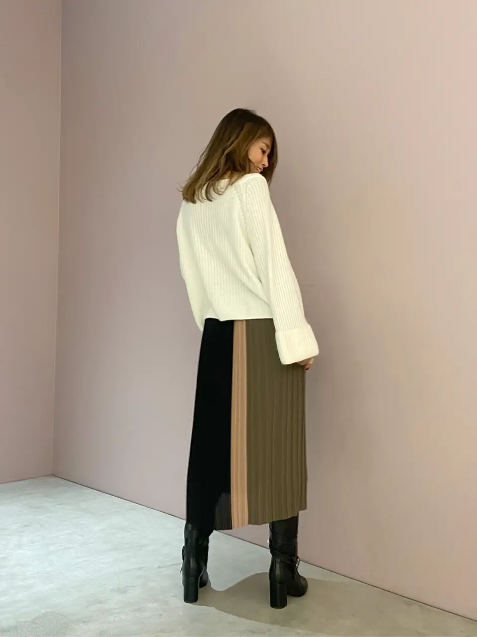 ORIGINATED IN GRACE CONTINENTAL yukimi yonee コーディネート画像