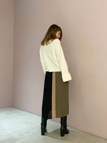 ORIGINATED IN GRACE CONTINENTAL yukimi yonee コーディネート画像